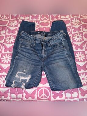 American Eagle Distressed Jeans